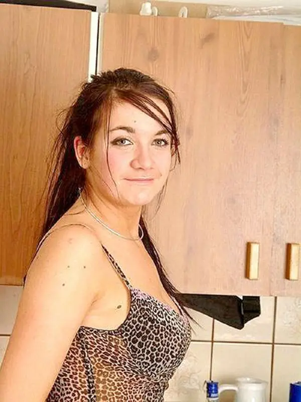 Larissa und 63 normale Frauen in Riedstadt